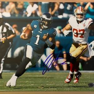 Jalen Hurts Philadelphia Eagles Signed 8x10 Photo COA